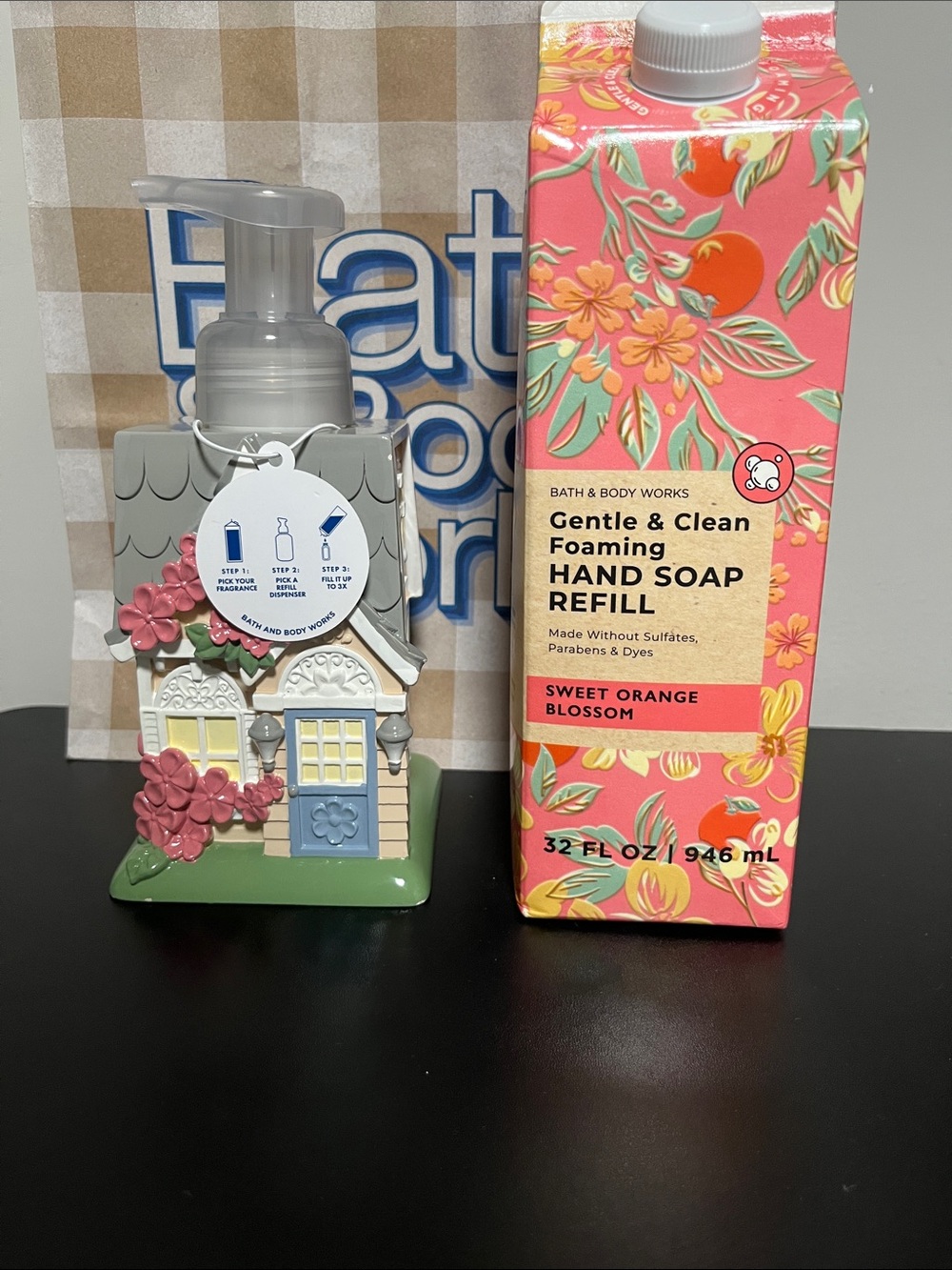 Brand new and unused Bath & Body Works soap set